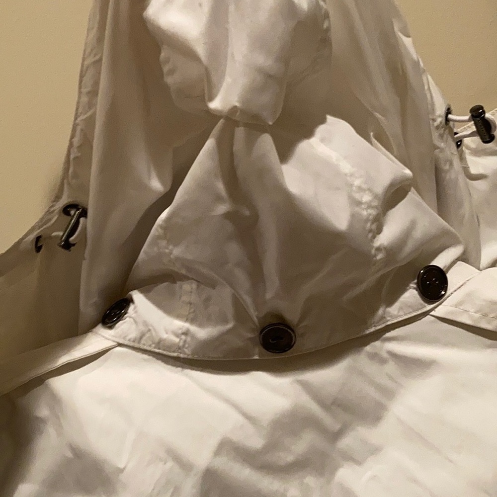 Burberry White Jacket - Picture 11 of 16